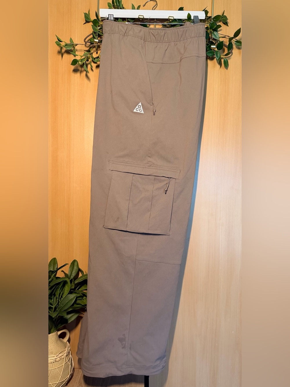 Nike Men’s Cargo Pants in Taupe with ACG Logo
